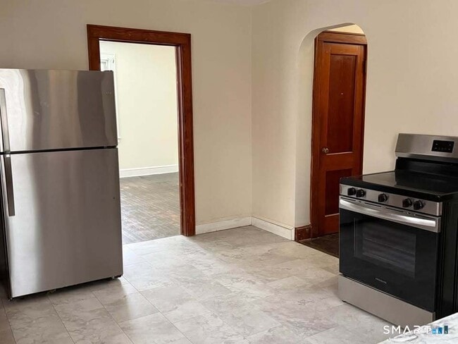 Building Photo - 9 Jennings St