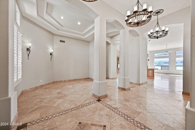 Foto del edificio - 6057 E Campo Bello Dr