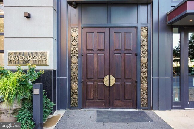 Foto del edificio - 930 Rose Ave