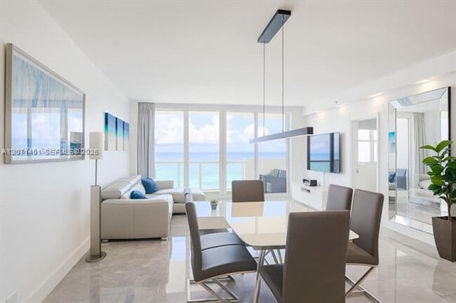 Building Photo - 5601 Collins Ave