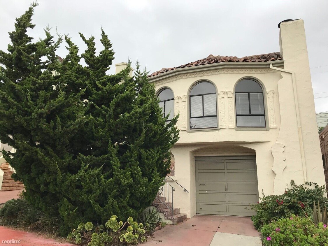Foto principal - 2 br, 1 bath House - 2280 16th Avenue