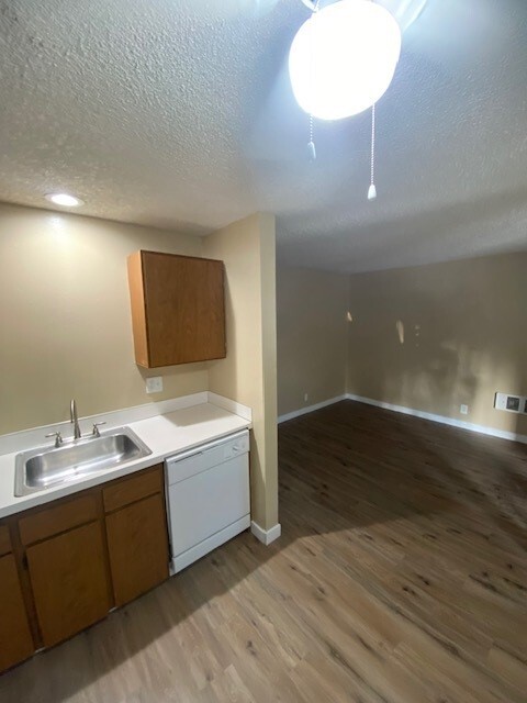 Foto del edificio - 4169 Market St NE