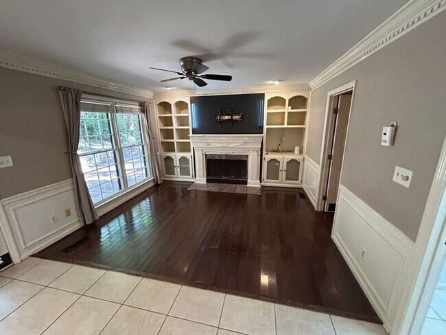 Building Photo - 804 Tulip Poplar Dr