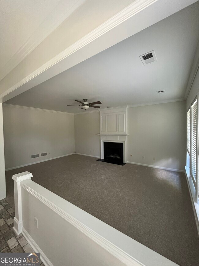 Foto del edificio - 15 Suwanee Pass Ln