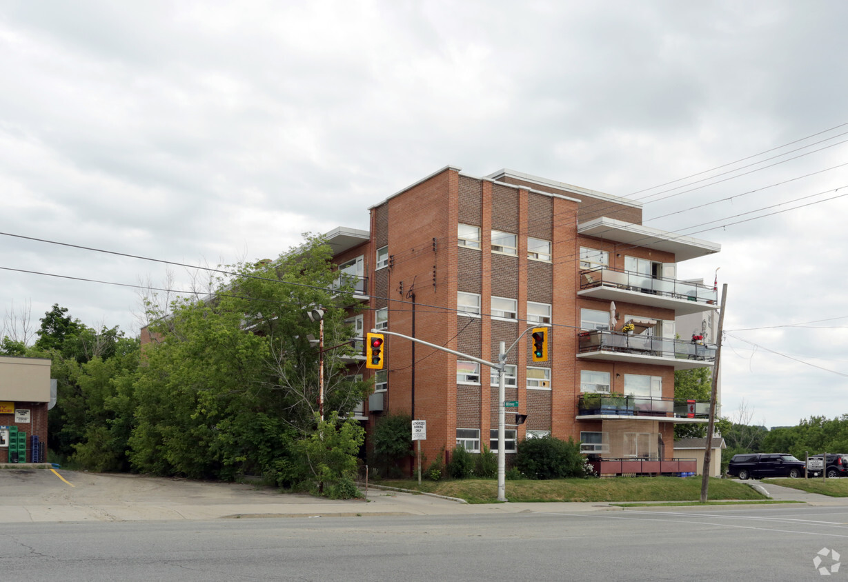 Building Photo - 1838 Main St W