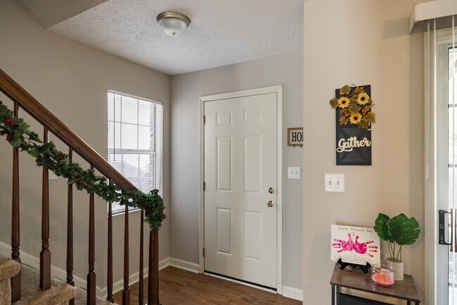 Foto del edificio - 154 Sleepy Creek Dr