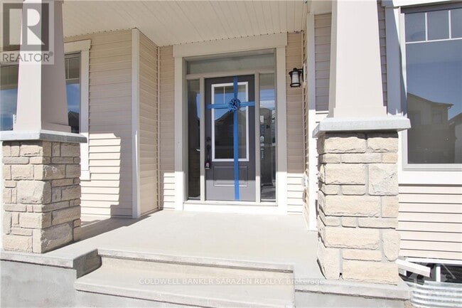 Building Photo - 924 Nokomis Pl
