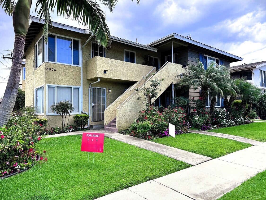 Photo - 3676 Redondo Beach Blvd (Torrance, CA)