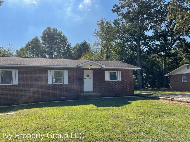 Building Photo - 2 br, 1 bath House - 2128 Moline Dr