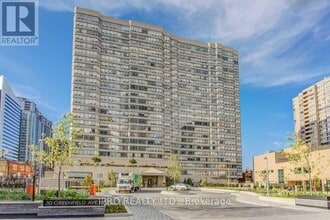 Building Photo - 30-630 Greenfield Ave