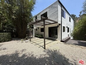 Building Photo - 2415 Laurel Pass Ave
