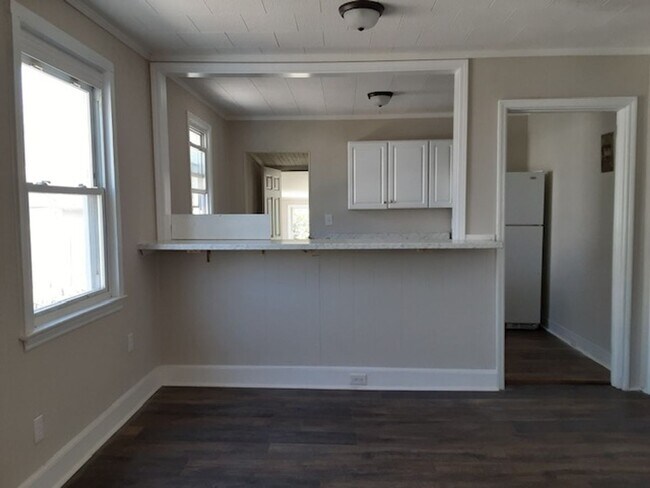 Foto del edificio - Move-in Ready!