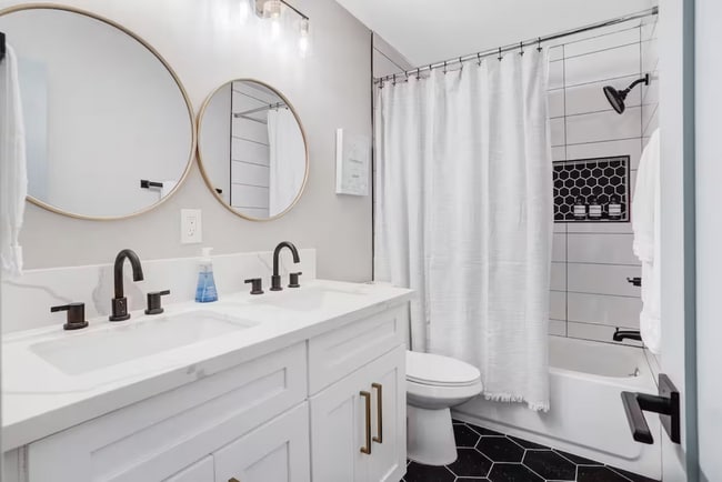 Foto del edificio - ? Modern 3 Bed 2 Bath in National City – F...