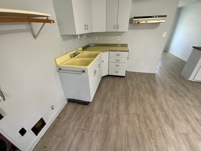 Foto del edificio - 1504 Edgewood Dr