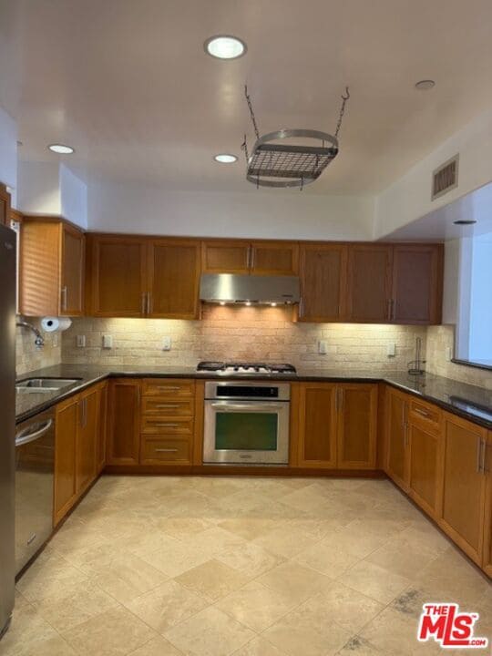 Foto del edificio - 8238 W Manchester Ave