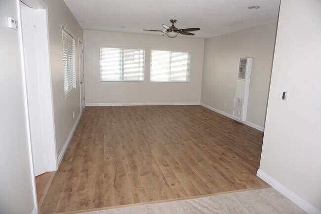 Building Photo - 12512 Doty Ave