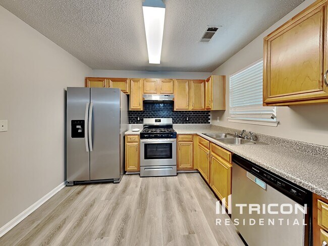 Foto del edificio - 2075 Mulberry Ln
