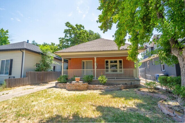 Foto del edificio - Single-Level 3 Bed / 2 Bath in Ogden — 1907 Charm Near Historic 25th Street