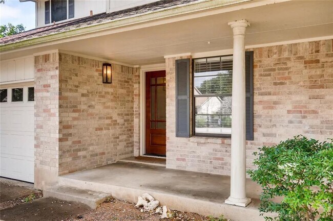 Foto del edificio - 11401 Oak Knoll Dr