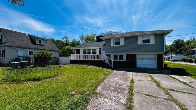 Building Photo - HAMPTON - BEAUTIFULLY UPDATED HOME