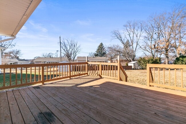 Building Photo - Beautifully Renovated 4-Bedroom Home