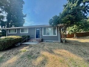 Building Photo - 10457 9th Ave S