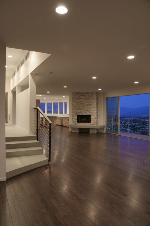 Building Photo - 9124 Cll De Vecinos