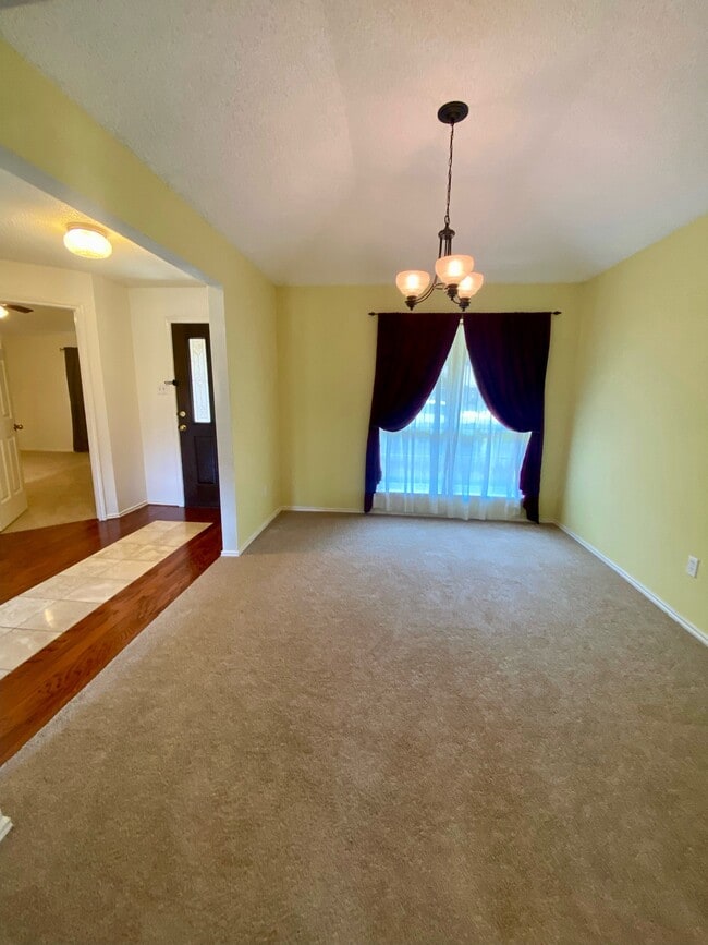 Foto del edificio - 2217 Brookside Dr