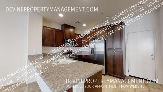 Foto del edificio - 16001 Chase Rd