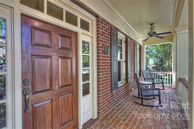 Foto del edificio - 3310 Indian Meadows Ln
