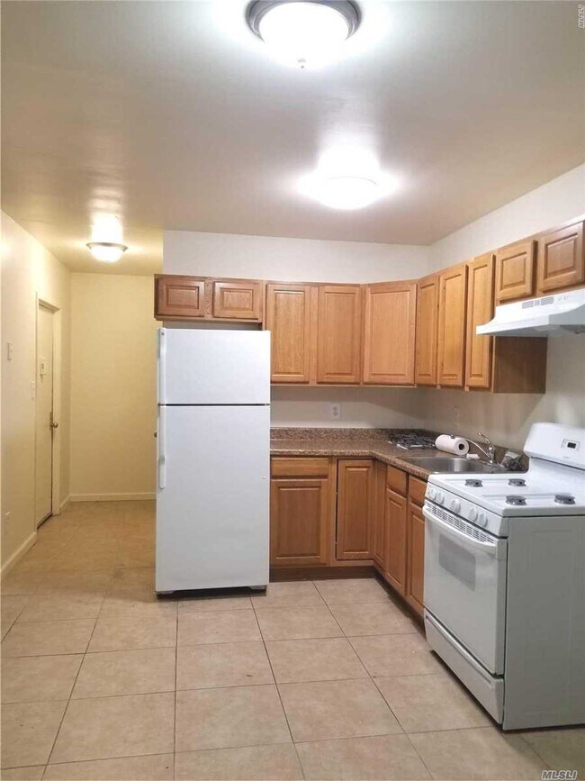 Foto del edificio - 90-33 83rd Ave