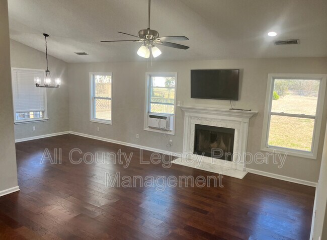 Foto del edificio - 3100 Oak Grove Rd SW