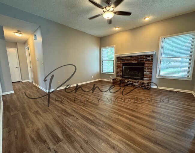 Foto del edificio - 1530 NE Stonewood Dr