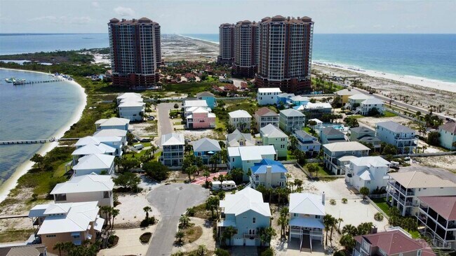 Foto del edificio - 20 Seashore Dr