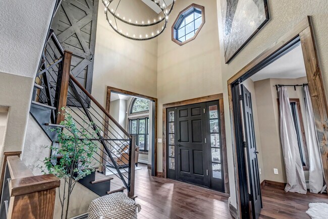 Building Photo - 27593 Mountain Brook Dr