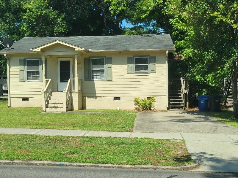Foto principal - 811 N Buchanan Blvd