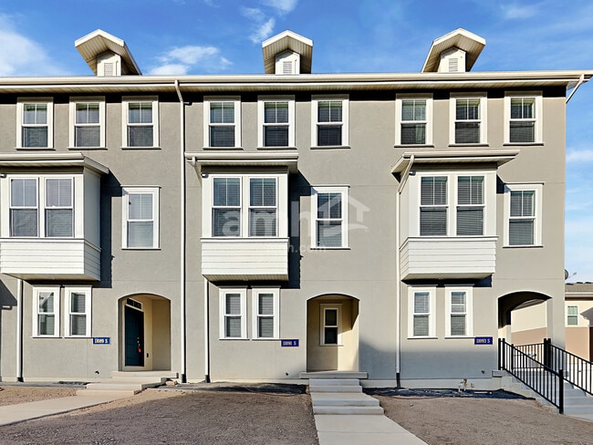 Building Photo - 11091 S Blue Bayou Dr
