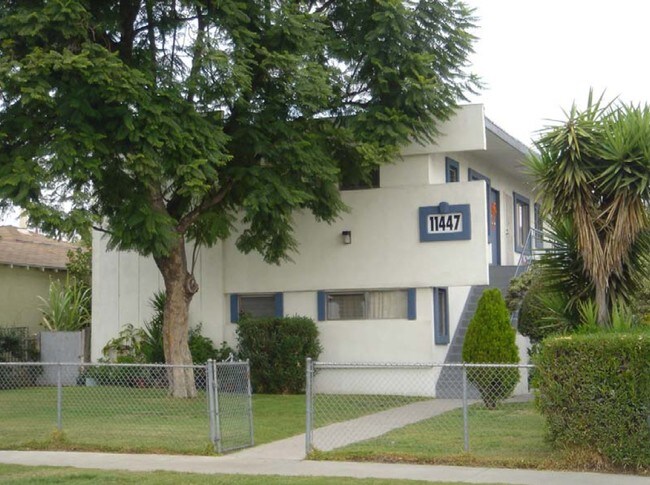 Building Photo - 11447 Tiara St