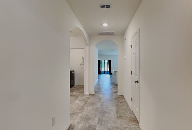 Foto del edificio - 3641 Peony Ct SE