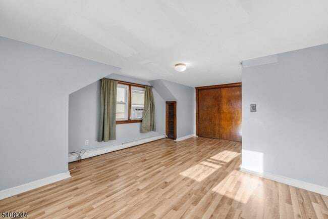 Foto del edificio - 46 King St