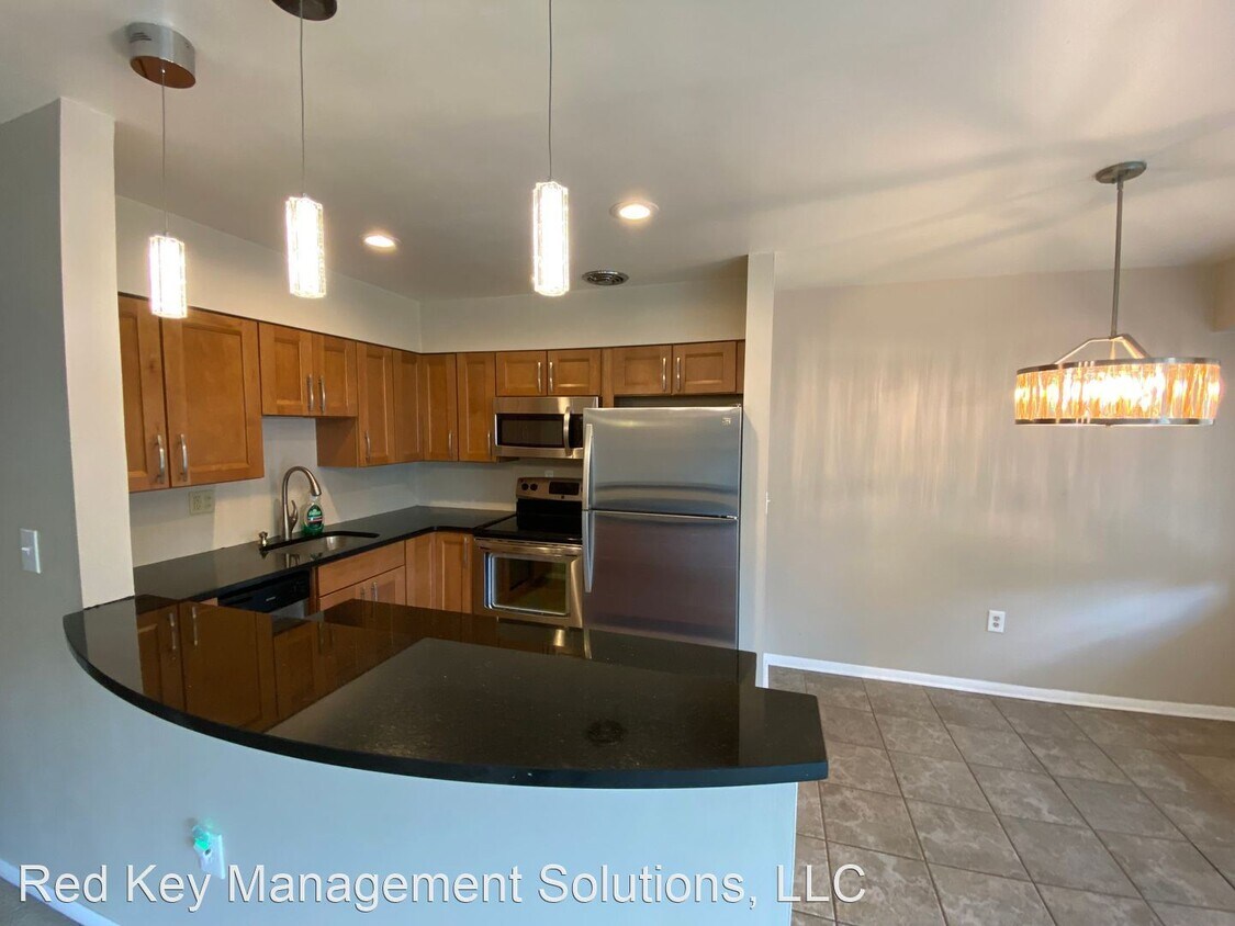 2 br, 1 bath House 110 North Ave Unit 52 House Rental in Emsworth, PA