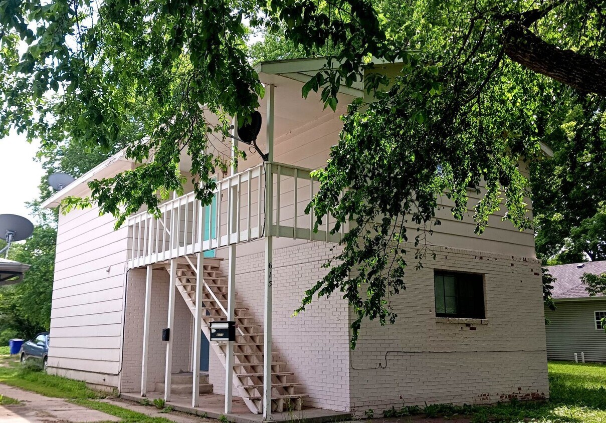 615 W 12th St, Junction City, KS 66441 House Rental in Junction City