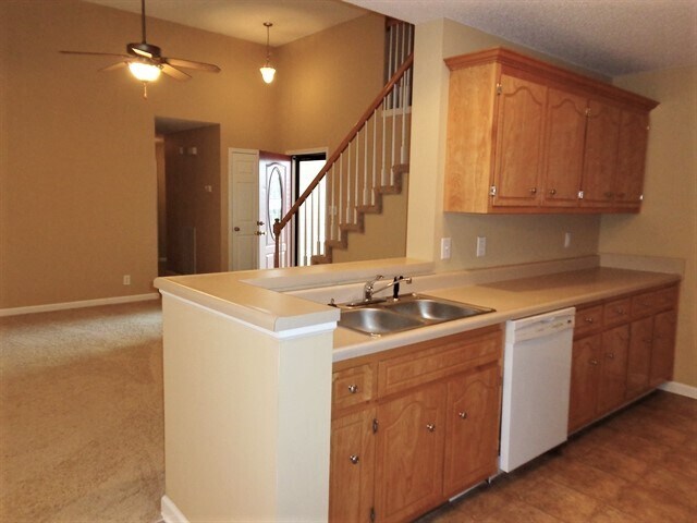 Building Photo - 3823 Angelise Ln