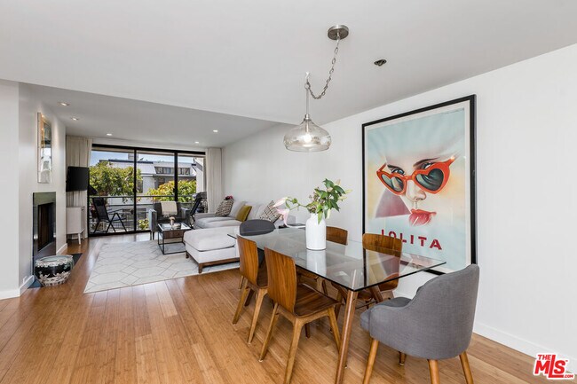 Foto del edificio - 2960 Neilson Way