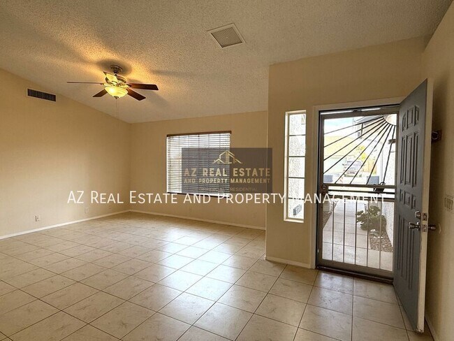 Foto del edificio - 8528 W Pershing Ave
