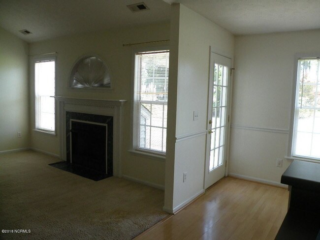 Building Photo - 104 Tiger Woods Pl