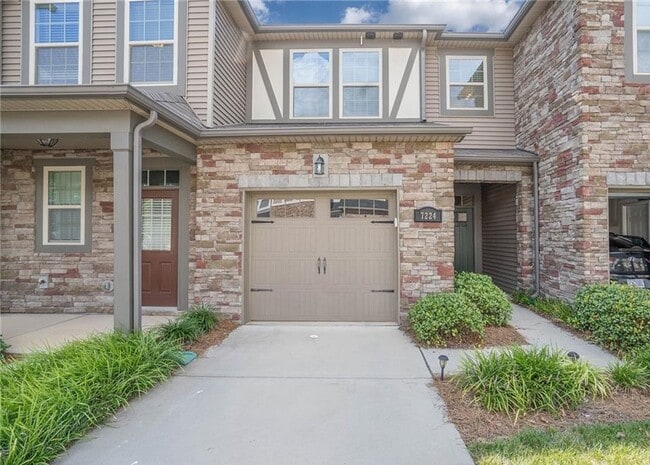 Building Photo - 7224 Lochy Ln