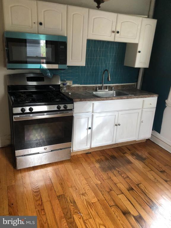 Building Photo - 1319 S 22nd St