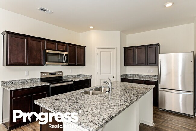 Building Photo - 2080 Theberton Trail