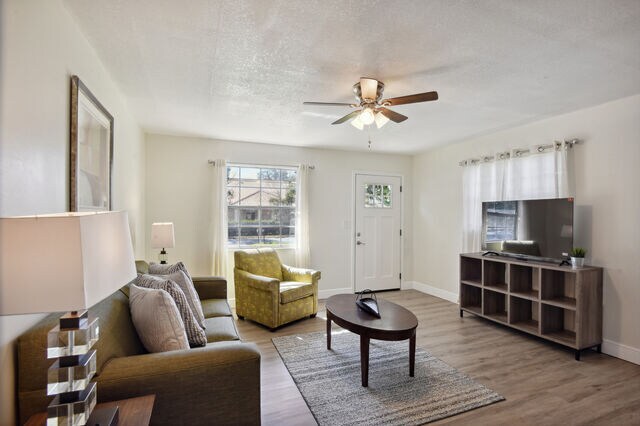 Foto del edificio - 813 W Magnolia St